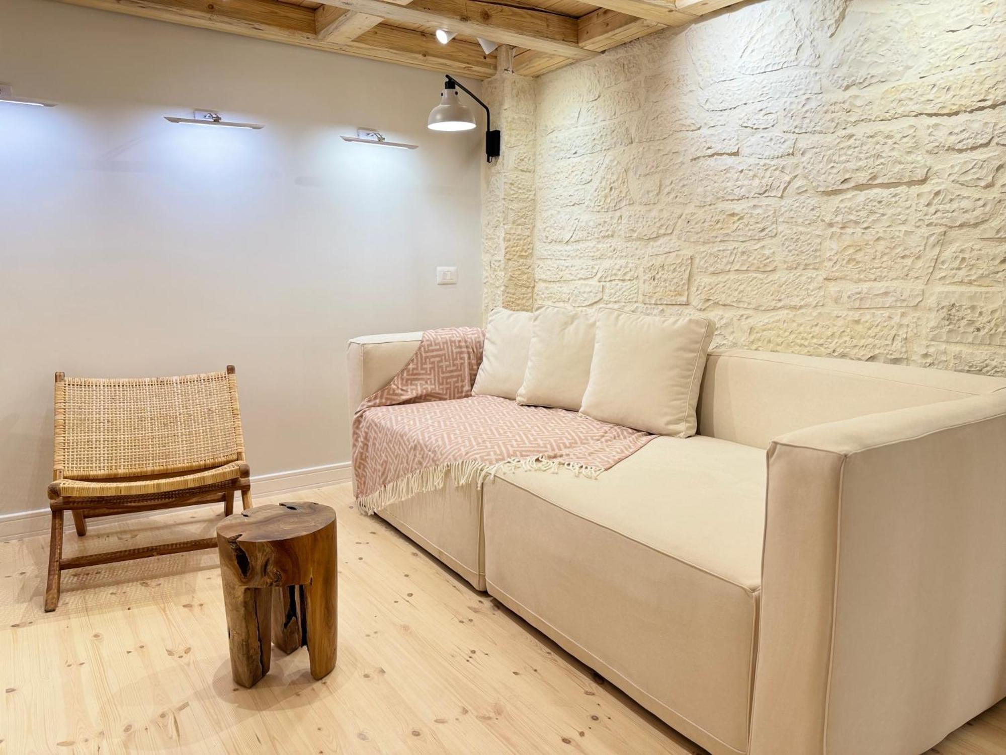 Elpis Guest House ヒマラ エクステリア 写真